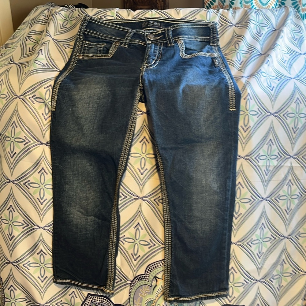 Size 27 Silver Capri length. Suki surplus Capri
